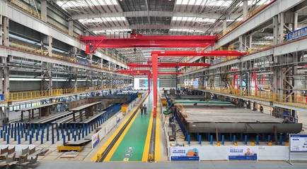 京杭運(yùn)河首批新能源智能商品船下水 引領(lǐng)運(yùn)河綠色航運(yùn)發(fā)展